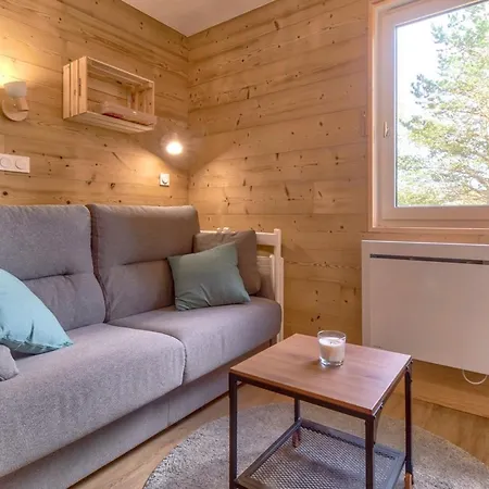 A 4, Decouverte De La Montagne - 80m Des Pistes Génos